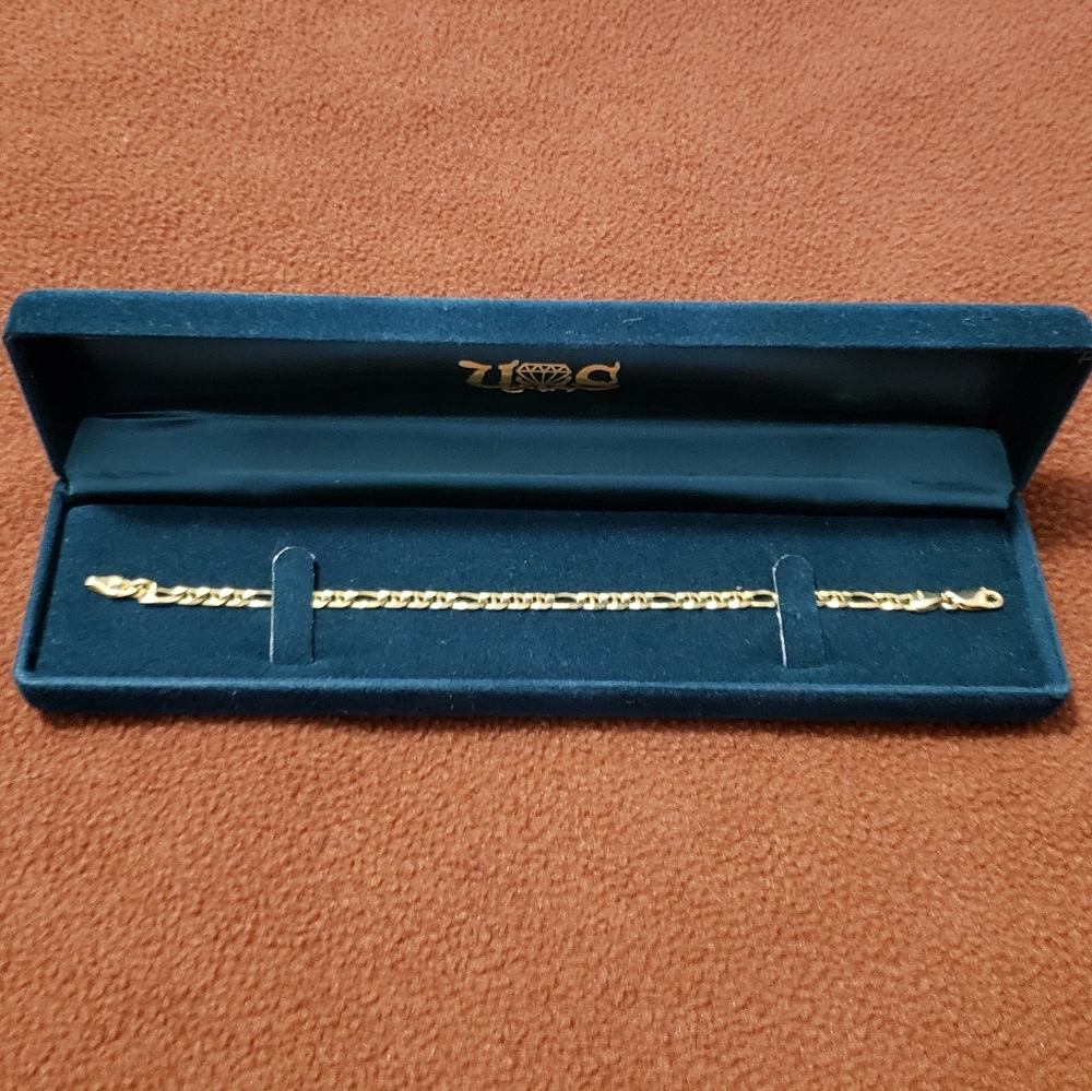 10K Gold Bracelet